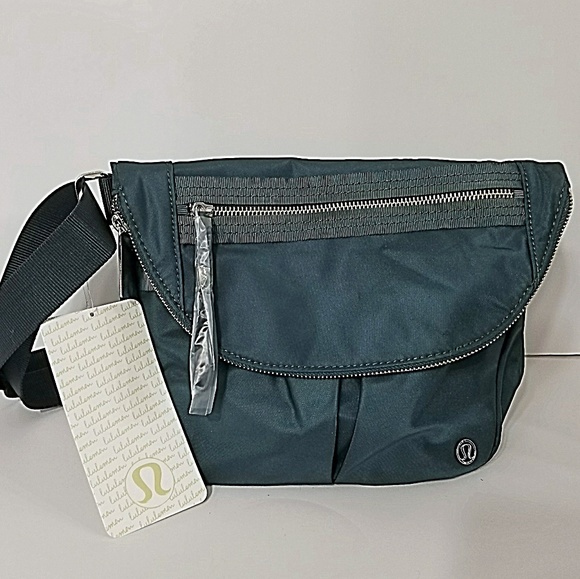 lululemon athletica Handbags - LULULEMON *nwt* Festival Bag II Shoulder or Cross